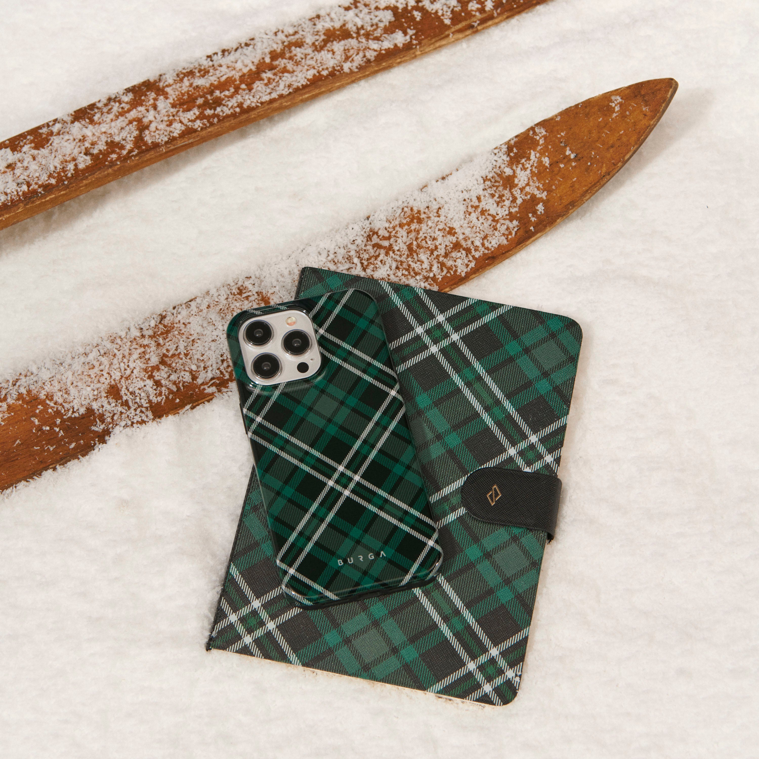 Mint Cookie - iPhone 15 Case