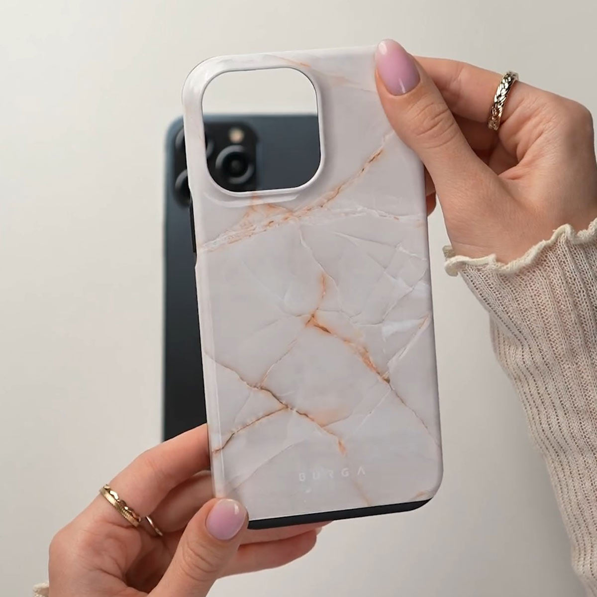 Vanilla Sand - Marble iPhone 15 Case